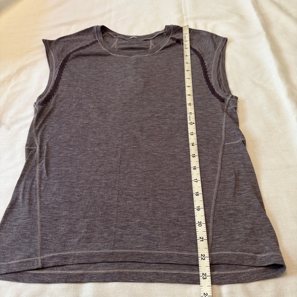 Lululemon 4 Stop Drop & Squat Short Sleeve Shirt ~ Purple Heathered Cap Sleeve - Picture 6 of 7